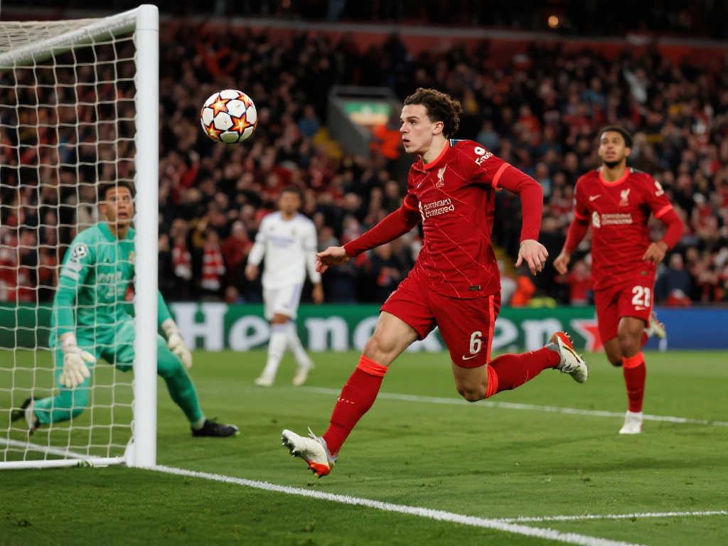 在球星輪休 在球星輪休