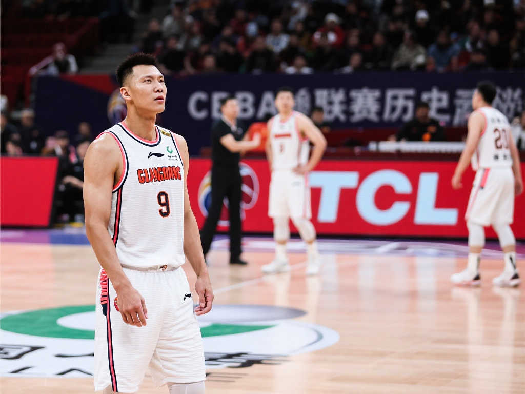 让我们期待 让我们期待