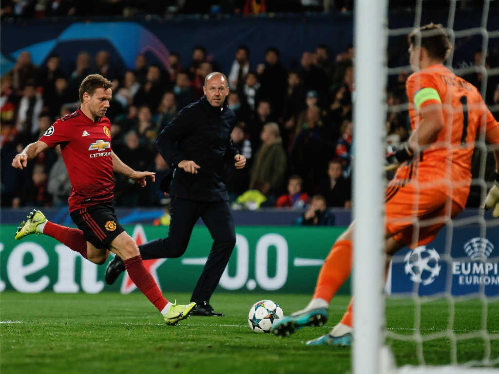 不僅僅是兩 不僅僅是兩